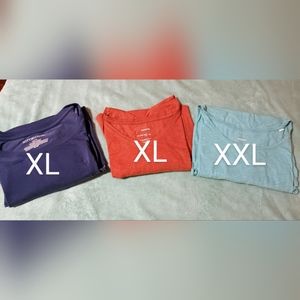 Bundle of 3 women's short sleeve tops